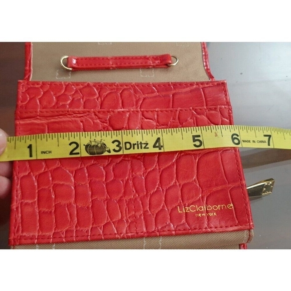 LIZ CLAIBORNE WALLET FAUX REPTILE LEATHER RED RARE - Picture 9 of 9